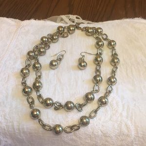 Vintage double strand necklace and dangle earring set